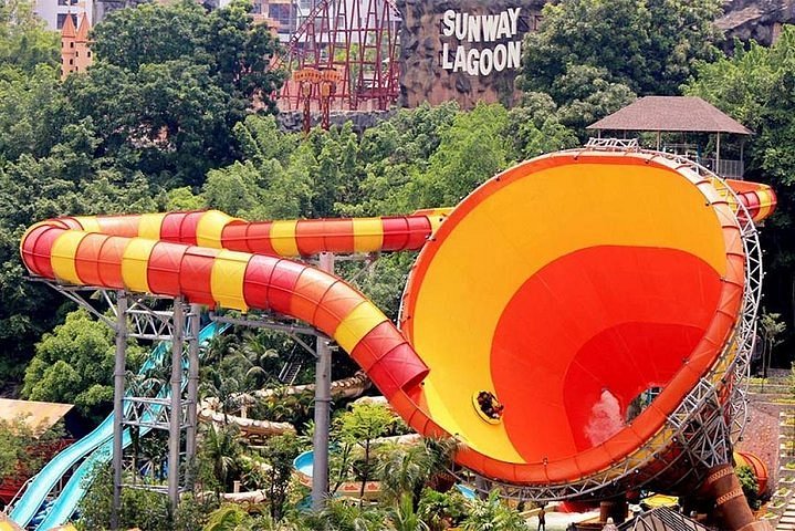 Sunway Lagoon & Gala Evening
